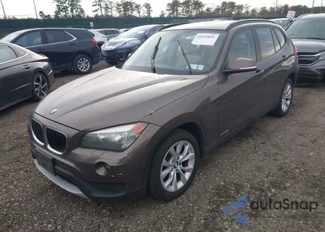 2013 BMW X1 xDrive28I из США, поврежденный, VIN WBAVL1C59DVR86211